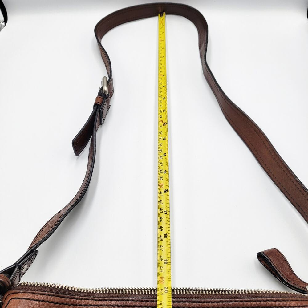 Vintage Fossil Maddox Top Zip Brown Leather Crossbody Bucket Bag Logo Key Charm - Picture 8 of 11